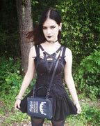 Nocte Amor Bat-Wing Heart Choker – Black