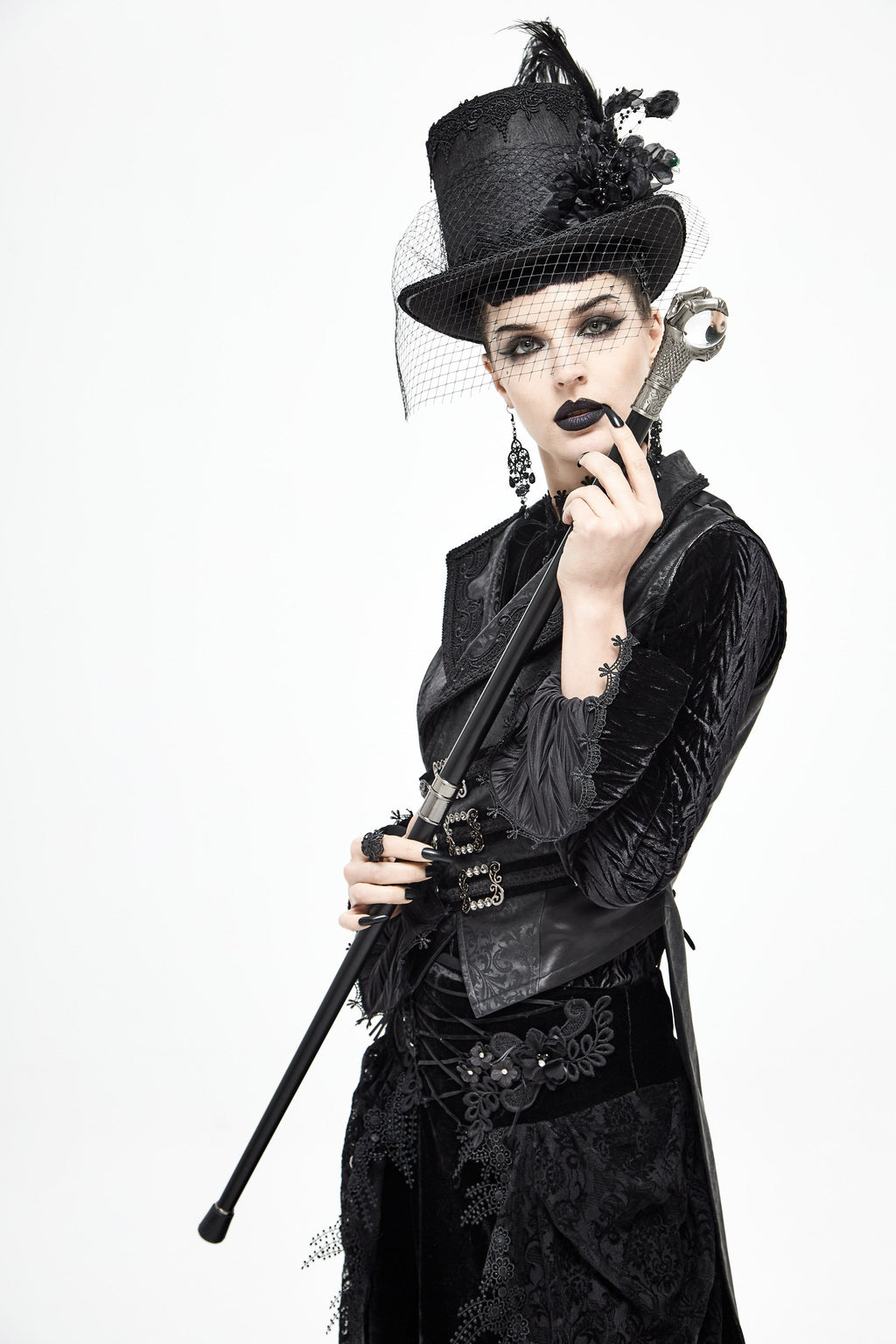 Gothic Dragon Claw Cane with Crystal-Style Globe – 95cm