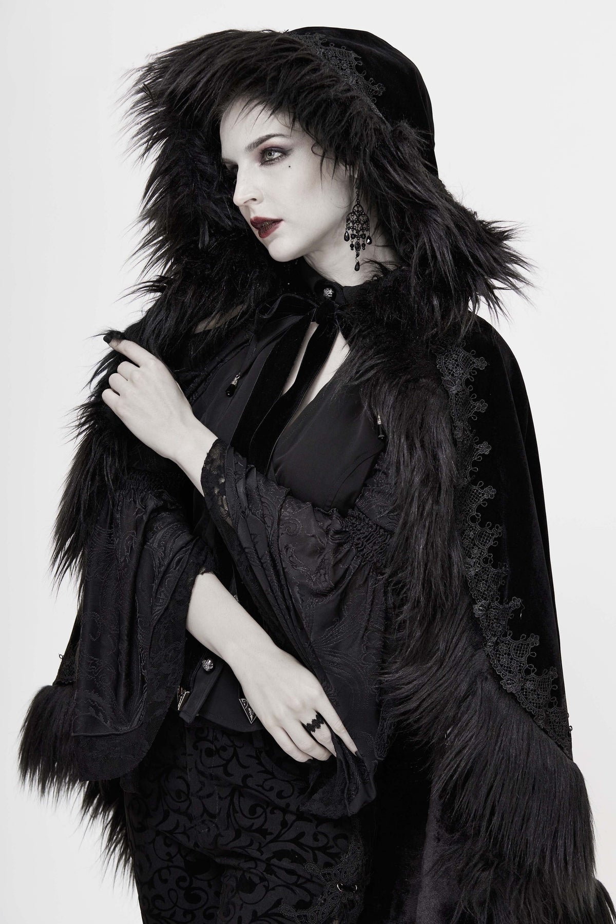 Black Gothic Faux Fur Trim Hooded Cloak