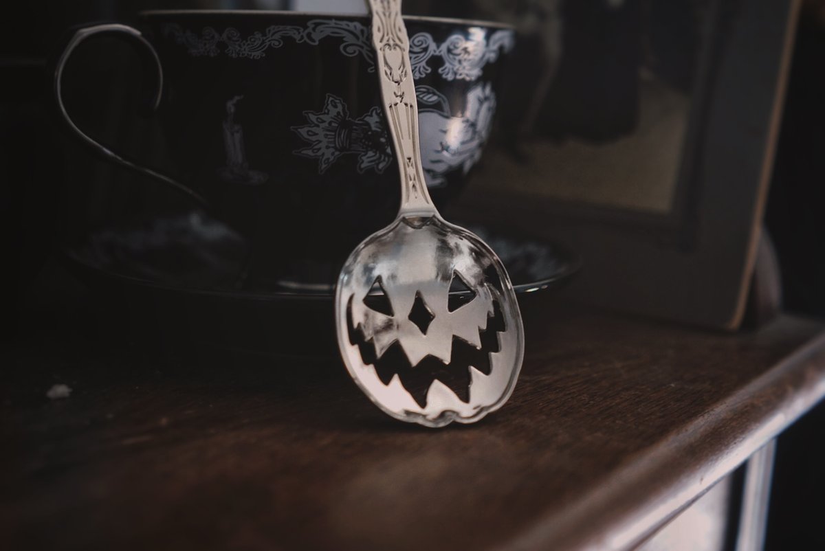 Haunted Hallows Jack-O'-Lantern Teaspoon – 6 in