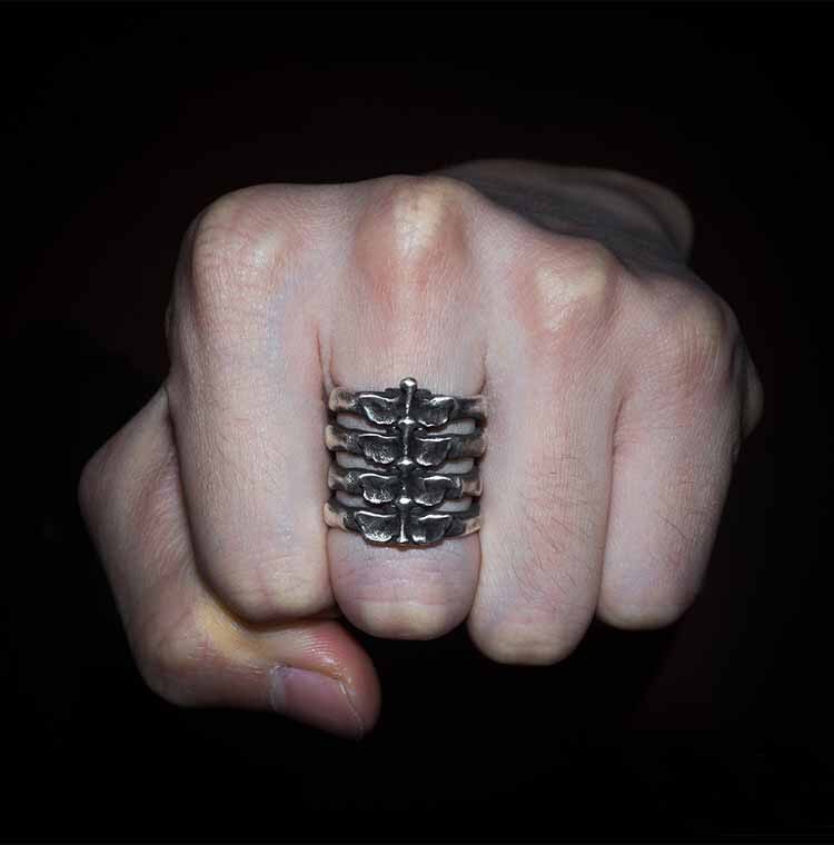 Men's Gothic Fishbone Backbone Ring – Stainless Steel