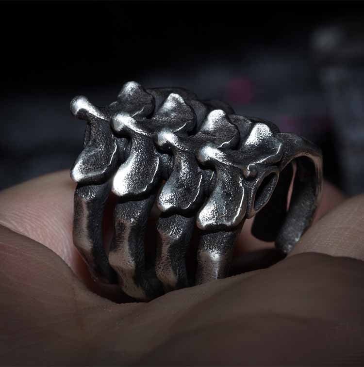 Men's Gothic Fishbone Backbone Ring – Stainless Steel