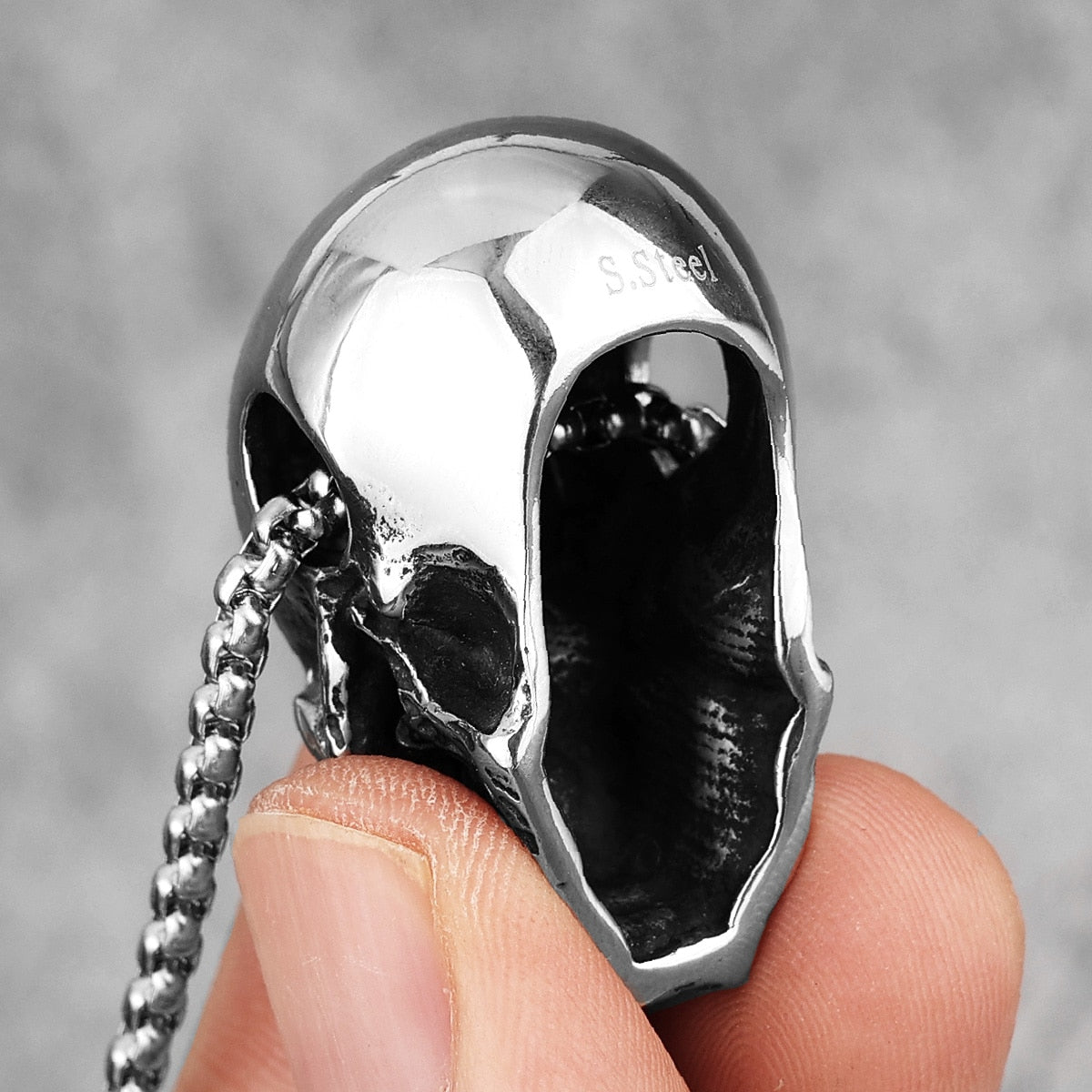 Men's Gothic Skull Pendant Necklace – Stainless Steel