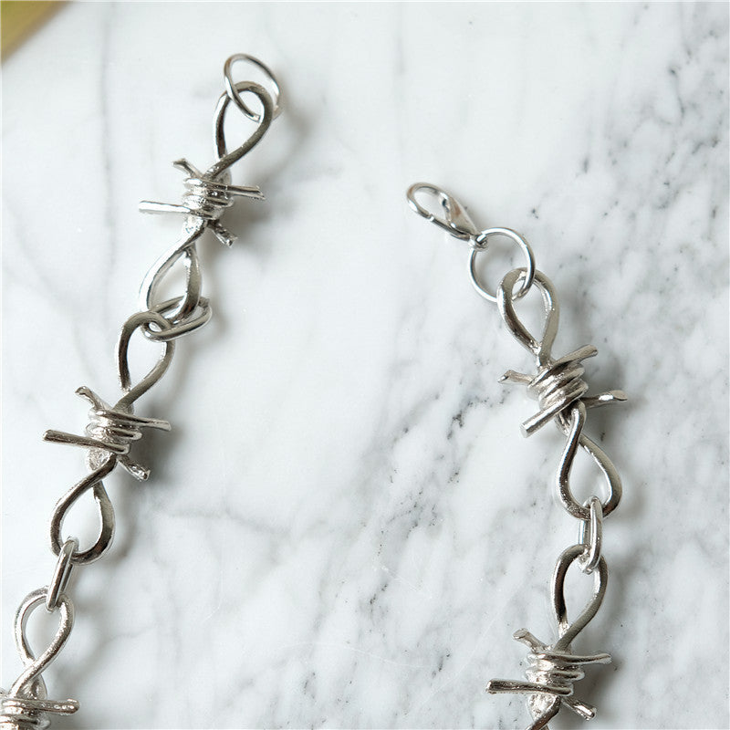 Gothic Razor Blade & Barbed Wire Necklace – Punk Chain