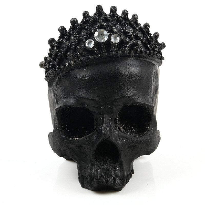 Crowned Skull Resin Decoration – 17 cm