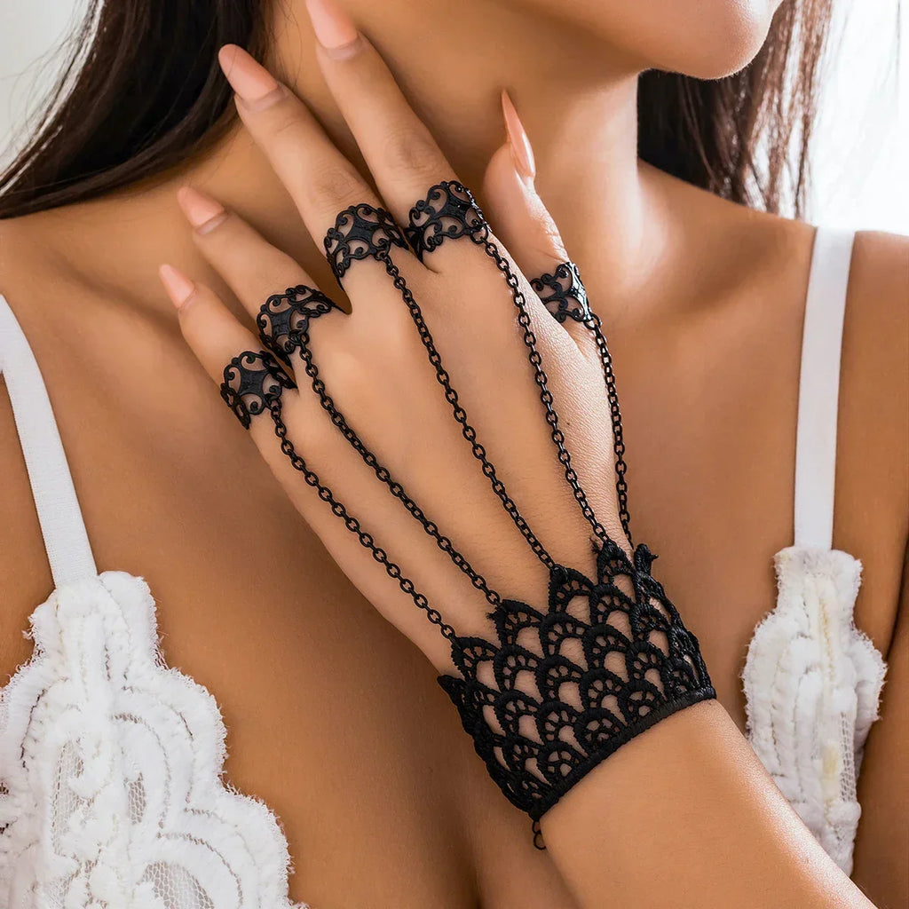 Women's Gothic Lace Bracelet – Black