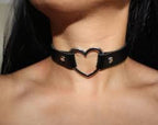 Black Skinny Heart Choker – Adjustable