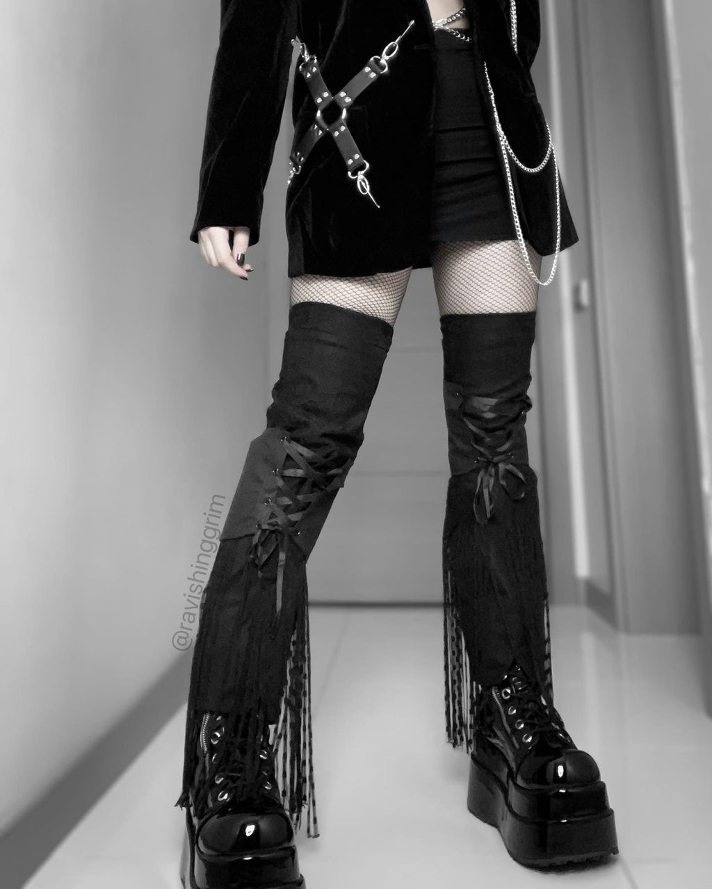 Women's Mid-Calf Patent Platform Boots – Lace-Up