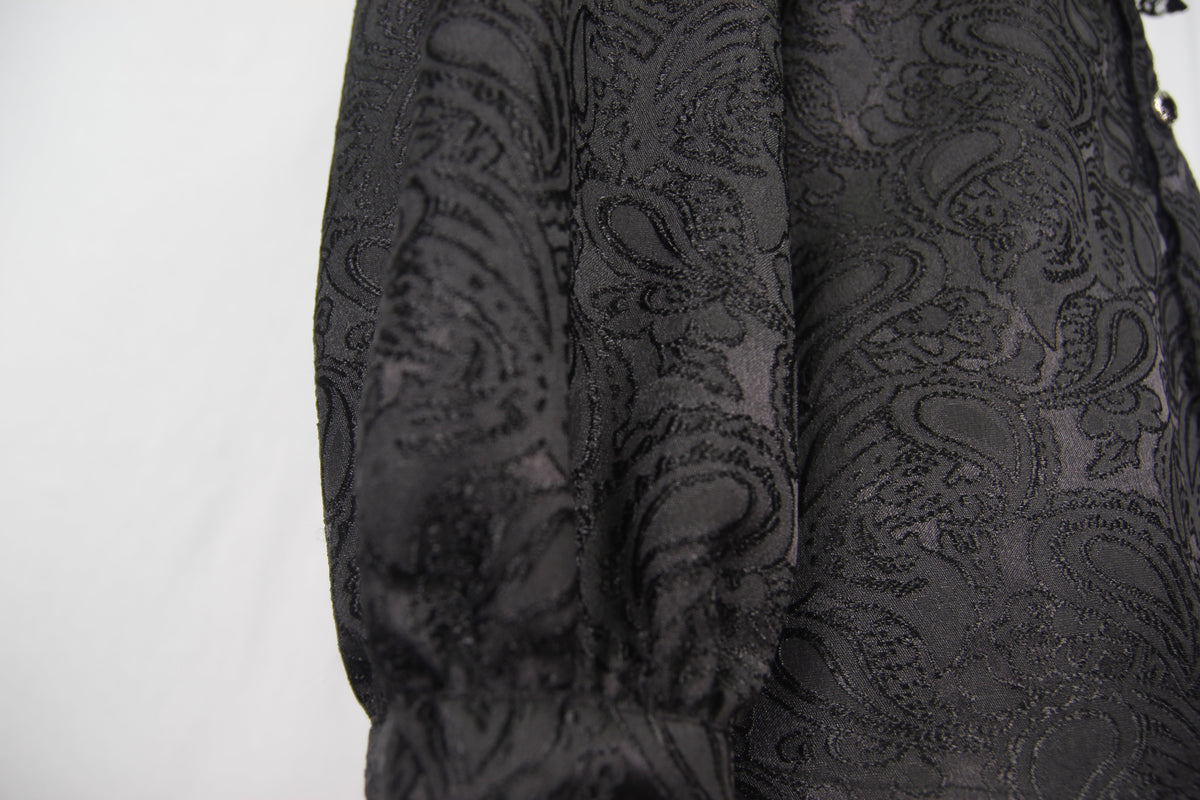 Men's Gothic Vampire Shirt with Ruffled Cuffs & Jabot – S–4XL