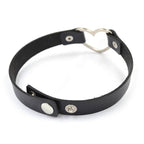 Black Skinny Heart Choker – Adjustable