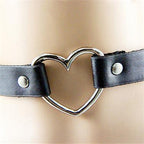 Black Skinny Heart Choker – Adjustable
