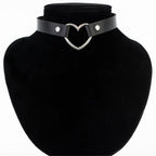 Black Skinny Heart Choker – Adjustable