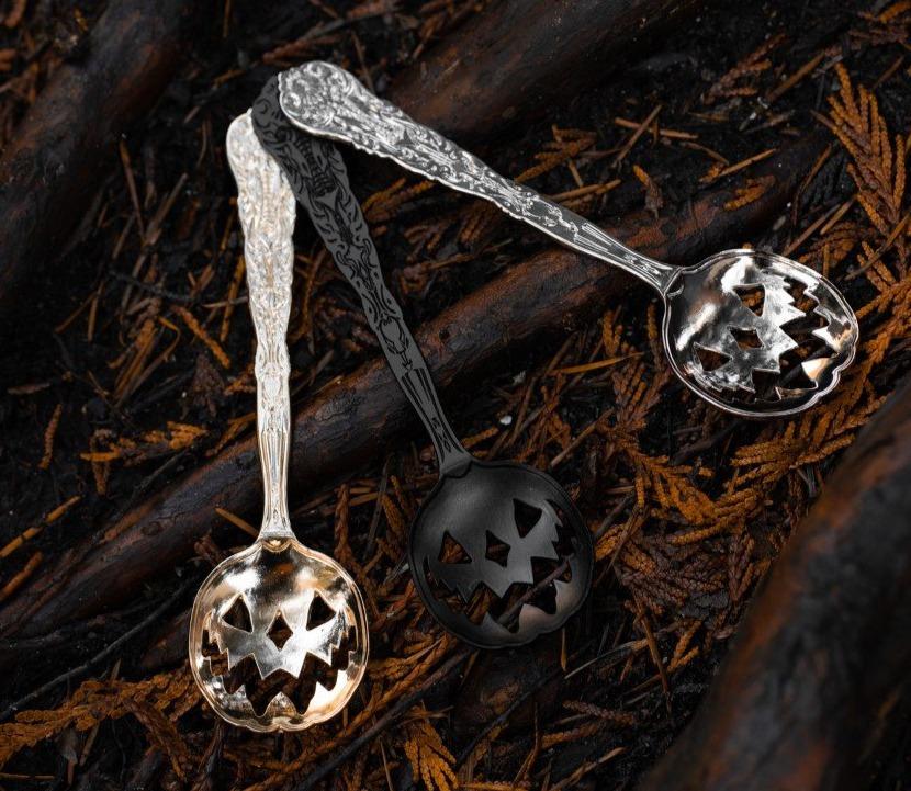 Haunted Hallows Jack-O'-Lantern Teaspoon – 6 in